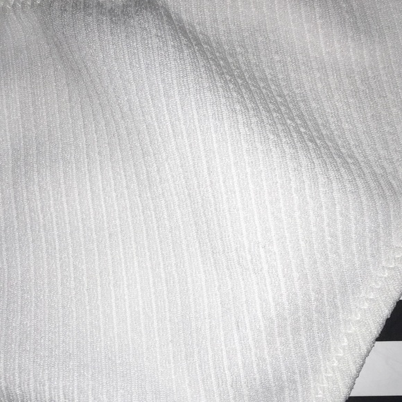 WHITE BIKINI 🦋 - Picture 5 of 8